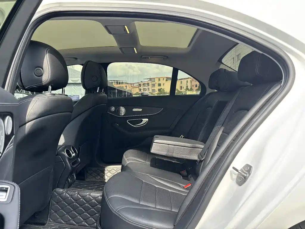 Mercedes-Benz C-Class 2020 — фото 9