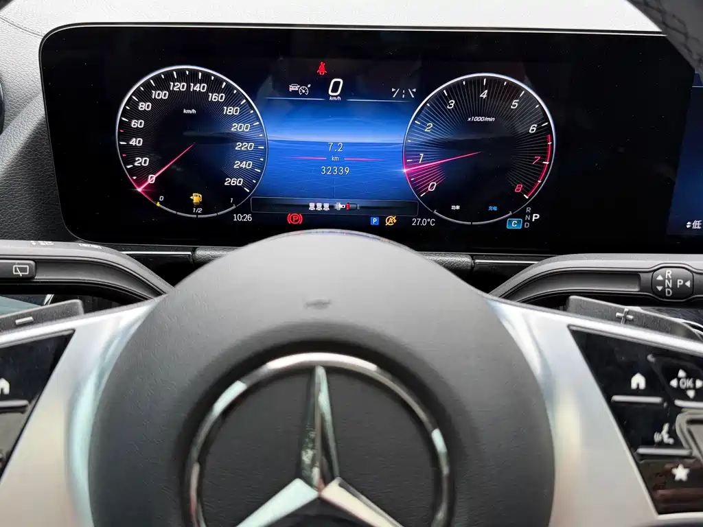 Mercedes-Benz GLA 2025 — фото 14