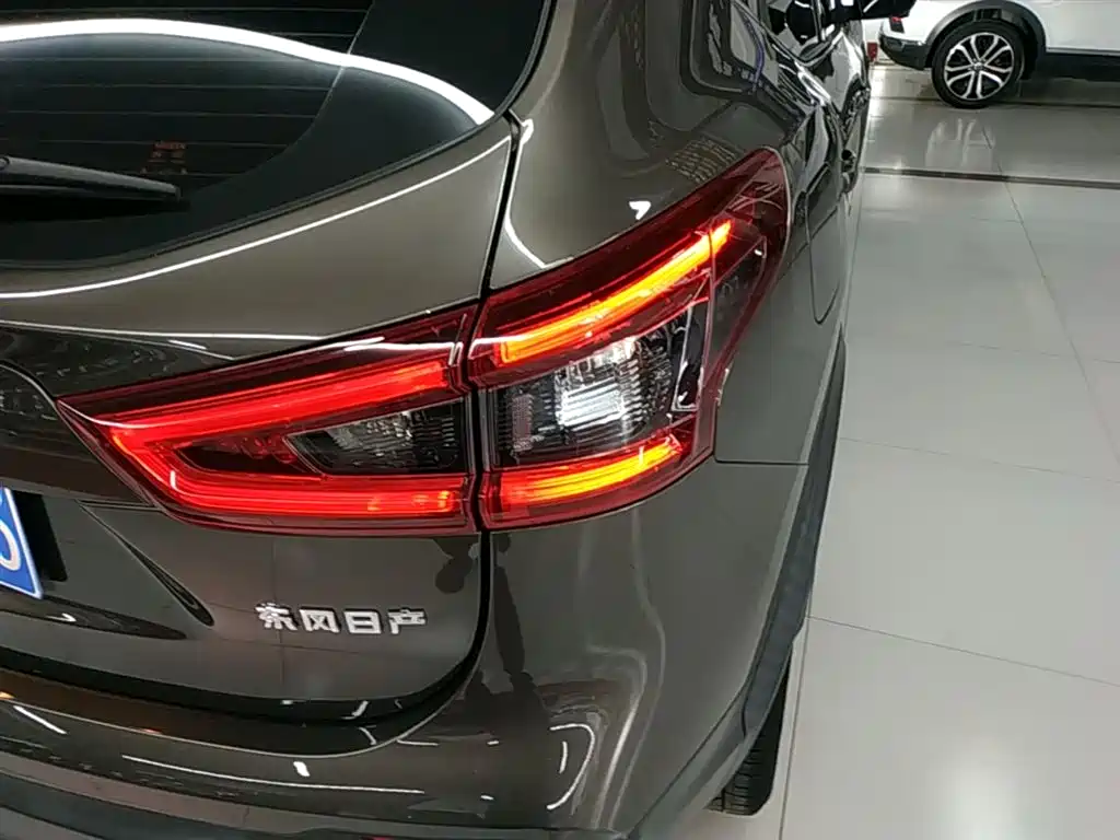 Nissan Qashqai 2021 — фото 8