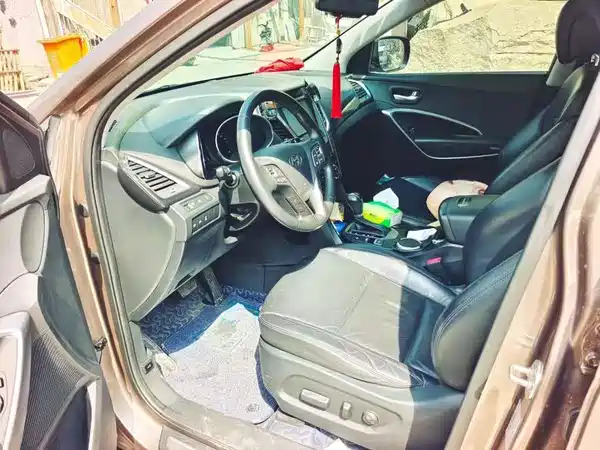 Hyundai Santa Fe 2016