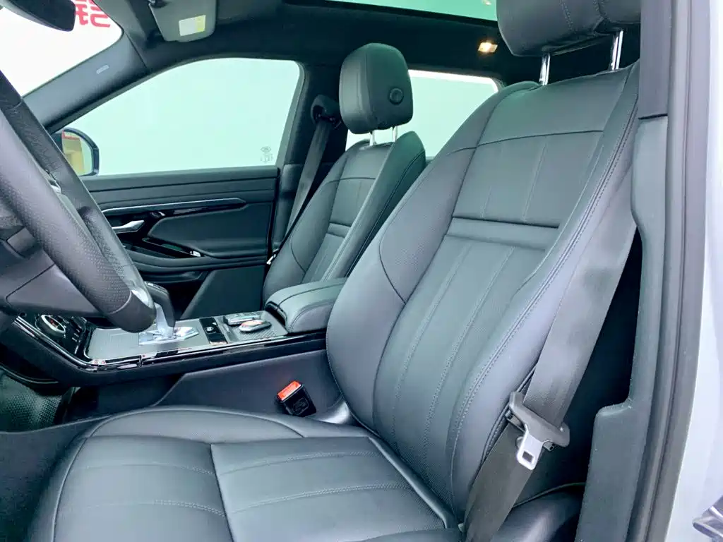 Land Rover Range Rover Evoque 2021 — фото 12