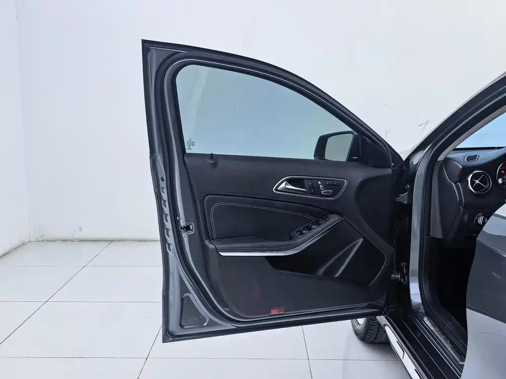 Mercedes-Benz GLA 2019 — фото 21