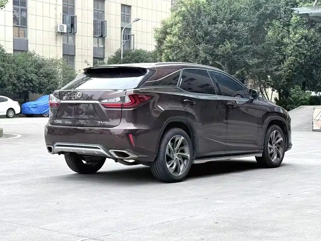 Lexus RX 2017 — фото 9