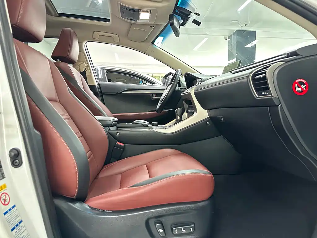 Lexus NX 2015 — фото 14