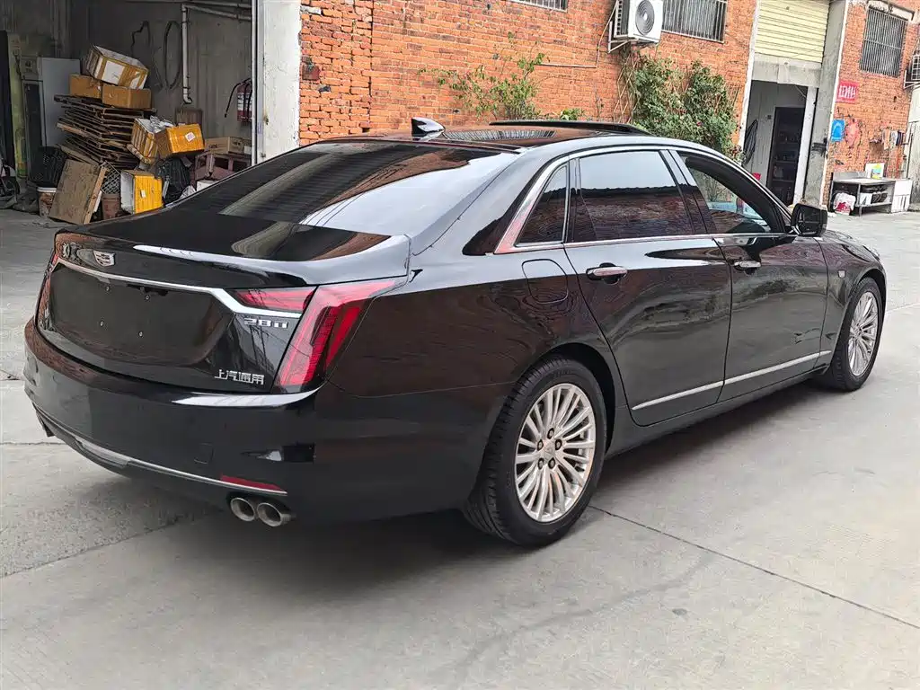 Cadillac CT6 2021 — фото 7
