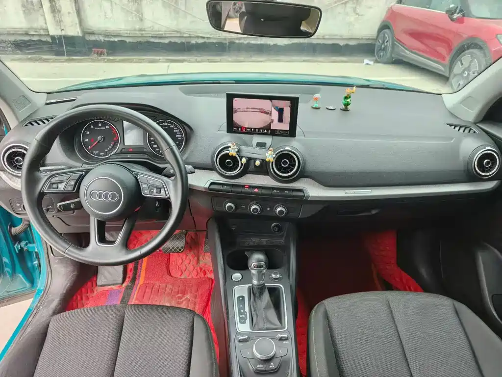 Audi Q2L 2021