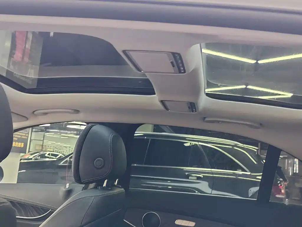 Mercedes-Benz C-Class 2020 — фото 11