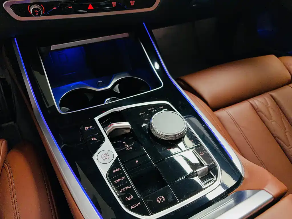 BMW X7 2023 — фото 12