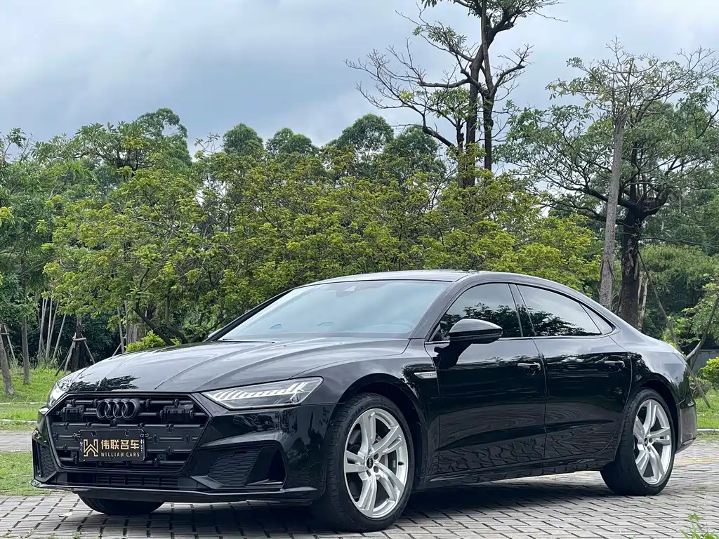 Audi A7L 2023 — фото 1