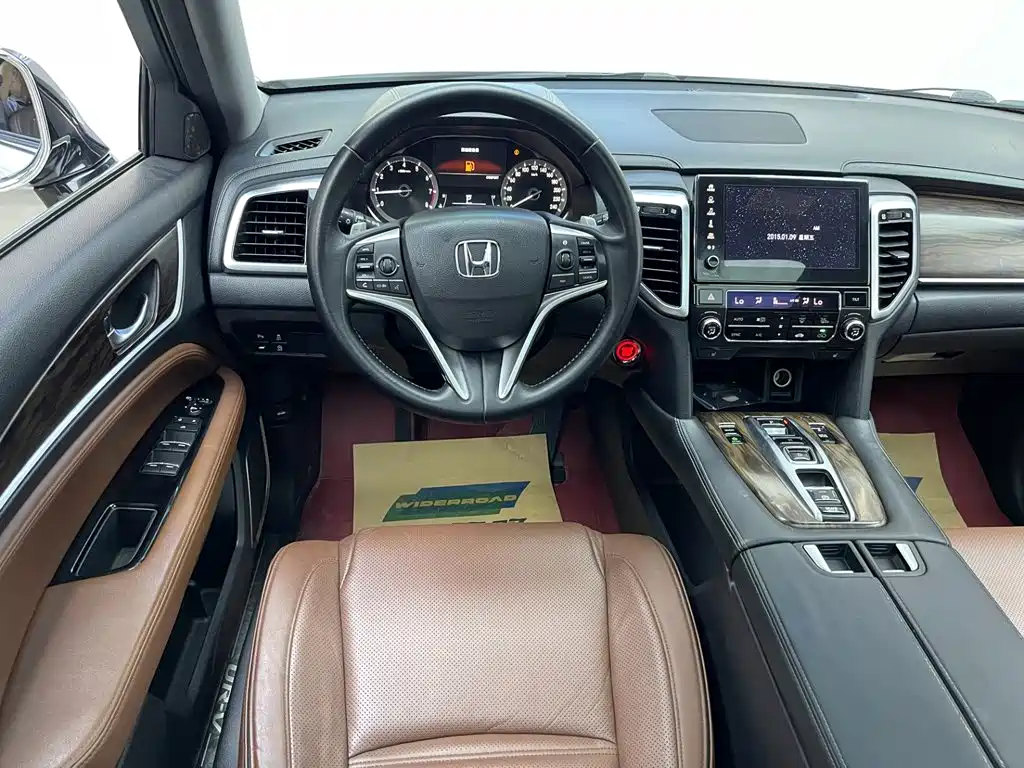 Honda UR-V 2017 — фото 21