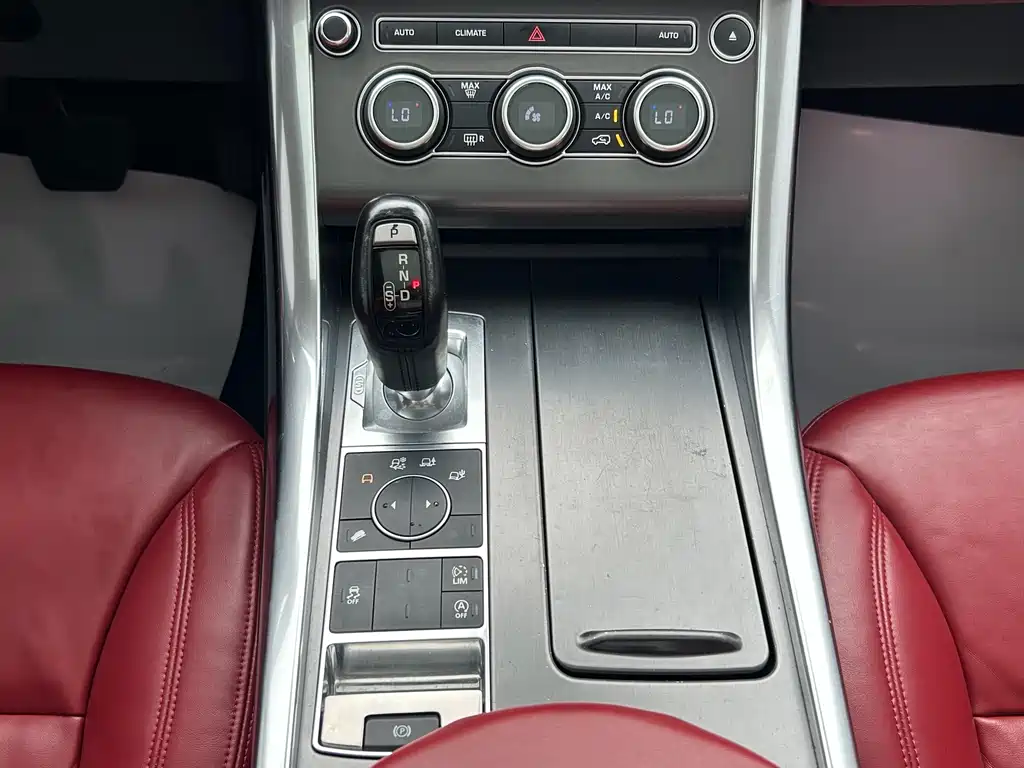 Land Rover Range Rover Sport 2018 — фото 8