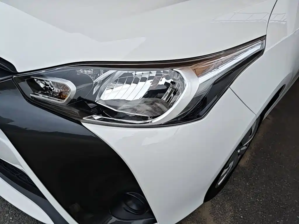Toyota Yaris L 2020 — фото 24