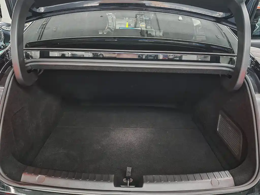 Geely Galaxy Starshine 8 2025 — фото 11