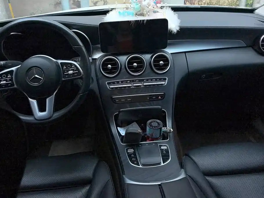 Mercedes-Benz C-Class 2019 — фото 12