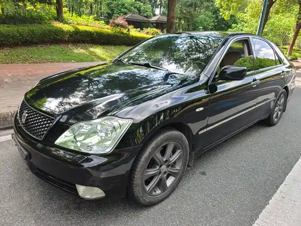 Toyota Crown 2009