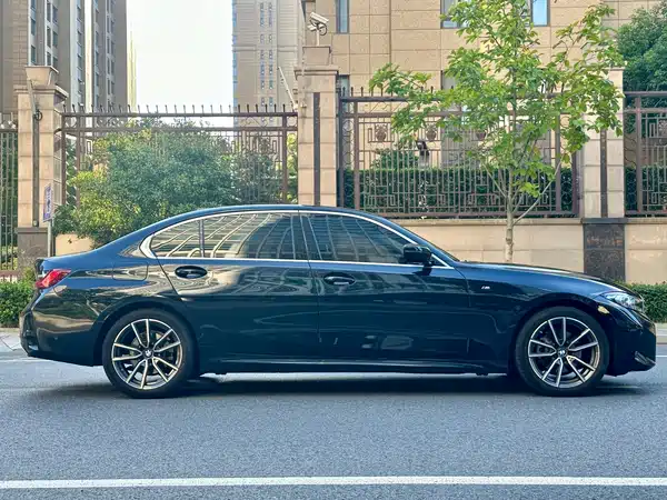 BMW 3 Series 2025