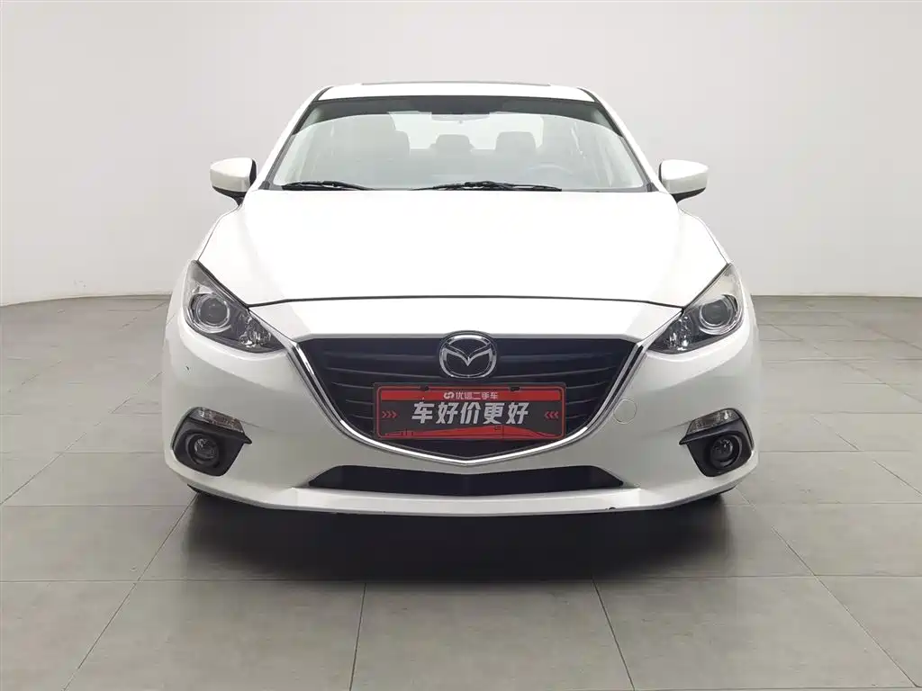 Mazda 3 Axela 2016