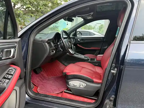 Porsche Macan 2020