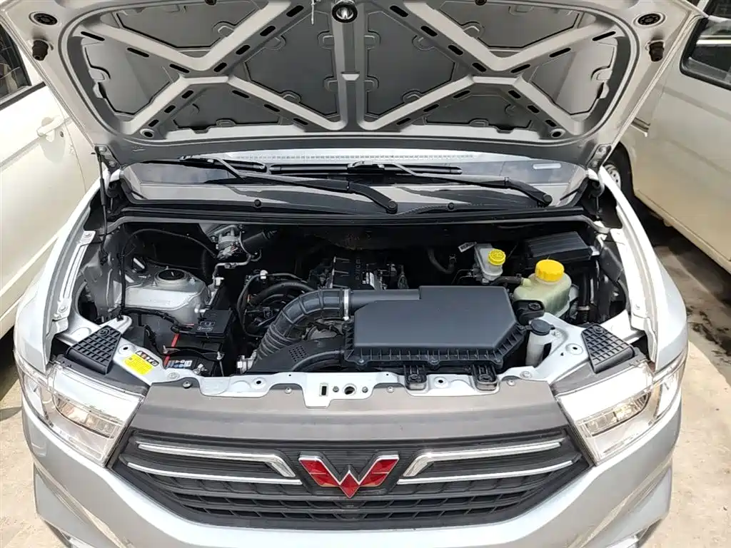 Wuling Hongguang V 2022 — фото 20