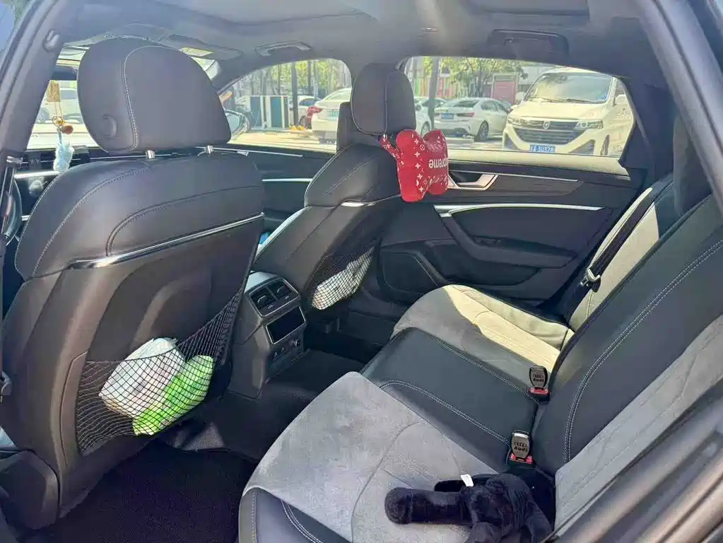 Audi A6L 2024
