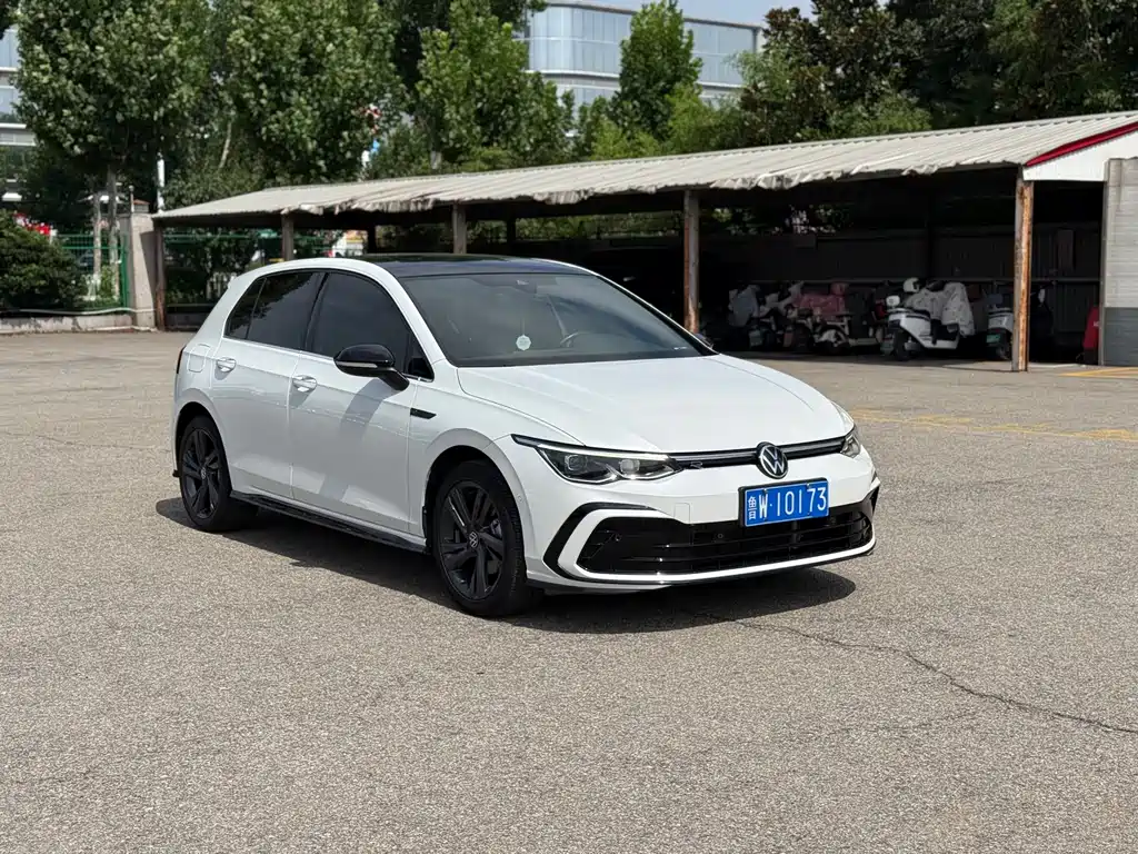Volkswagen Golf 2022