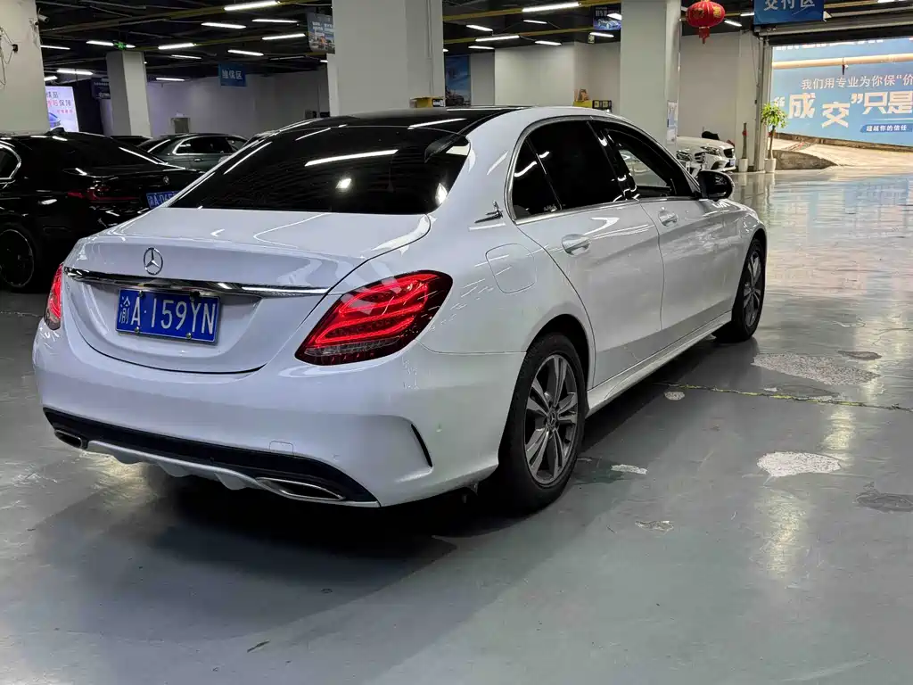 Mercedes-Benz C-Class 2018 — фото 7