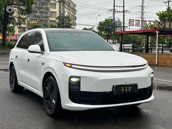 Li Auto L6 2023