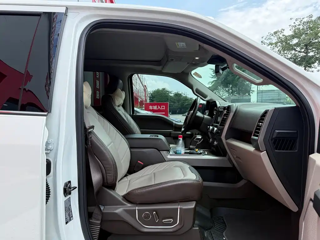 Ford F-150 Raptor 2020 — фото 15