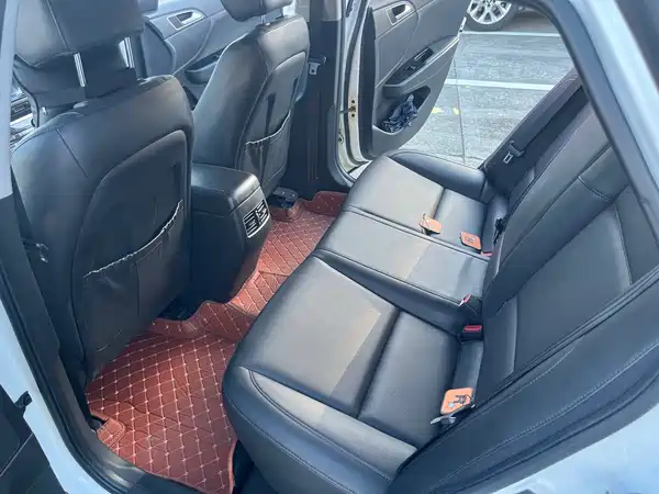 Hyundai Mistra 2015