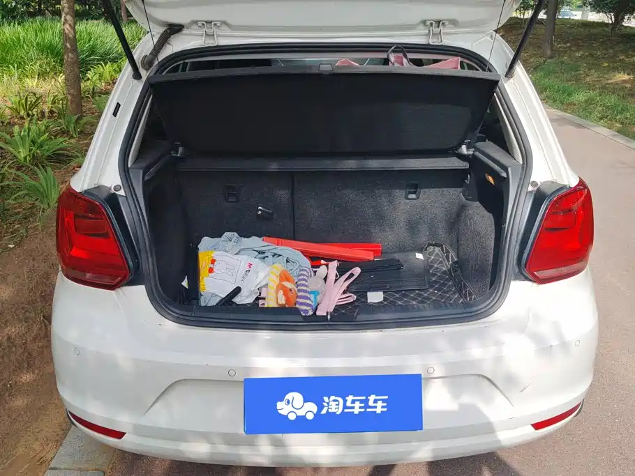 Volkswagen Polo 2016