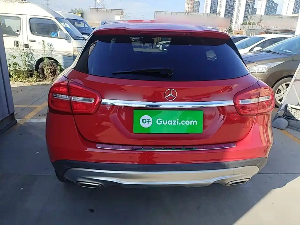 Mercedes-Benz GLA 2015