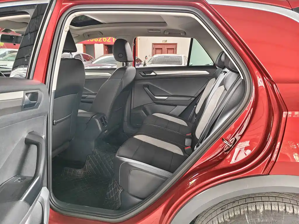 Volkswagen T-Roc 2019