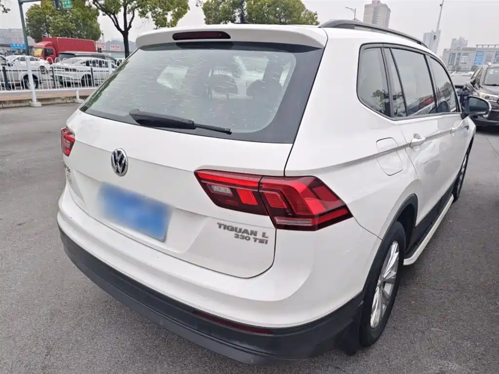 Volkswagen Tiguan L 2019 — фото 6