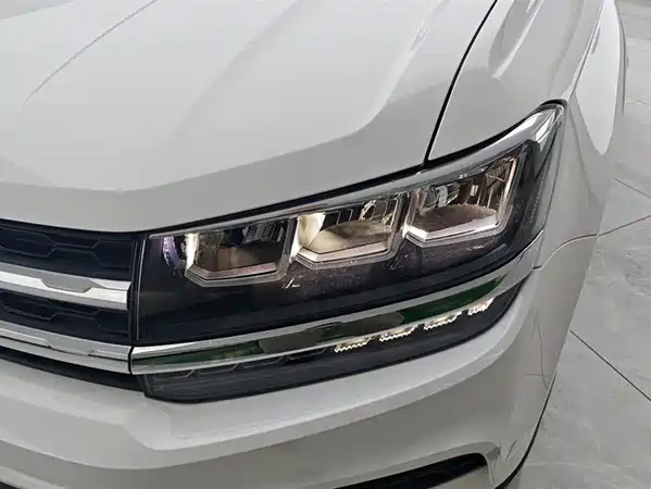 Volkswagen Tharu 2020