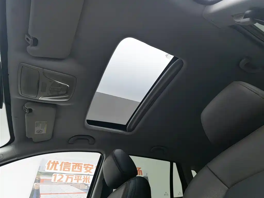 GAC Motor Trumpchi GS4 2017 — фото 14