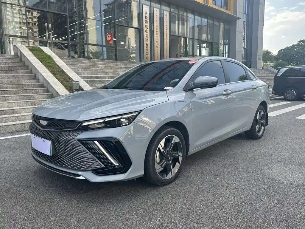 Geely Emgrand L Hip 2023