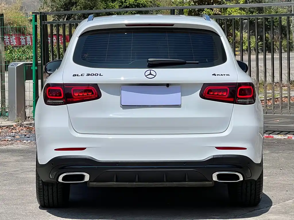 Mercedes-Benz GLC 2020 — фото 18