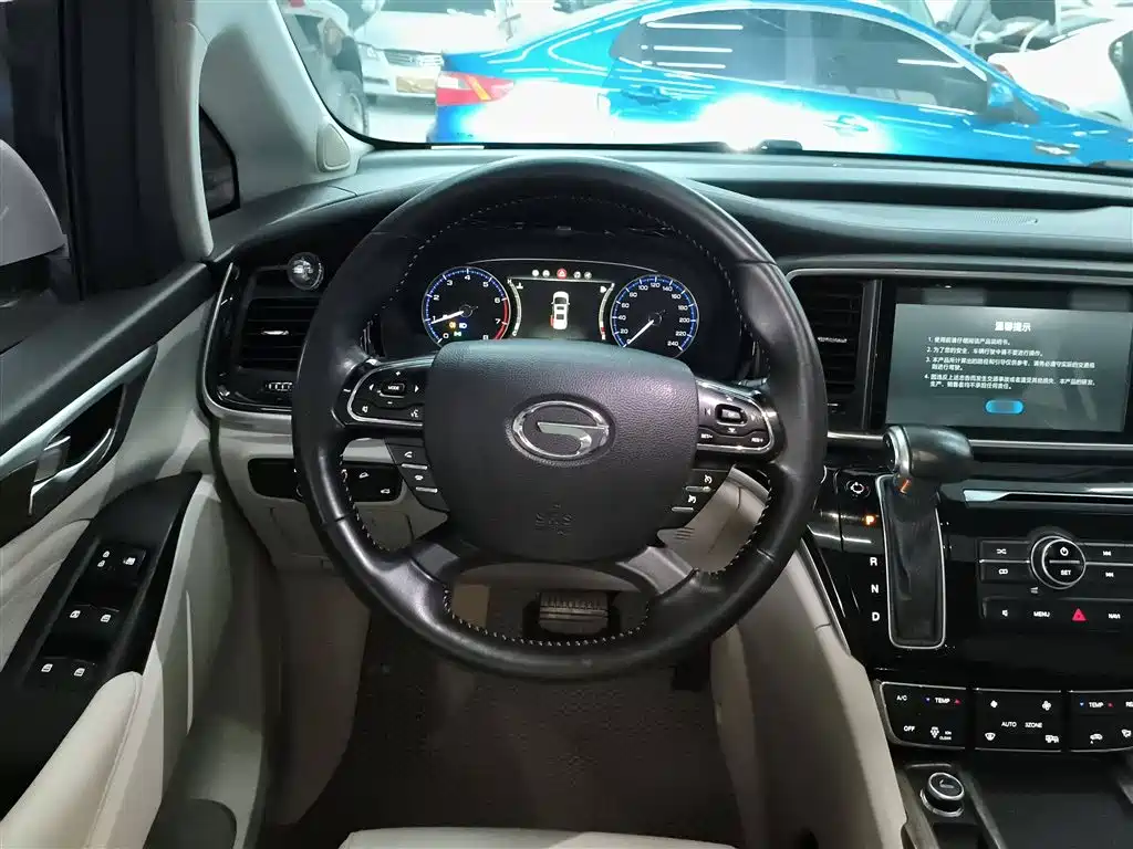 GAC Motor Trumpchi M8 2019 — фото 11