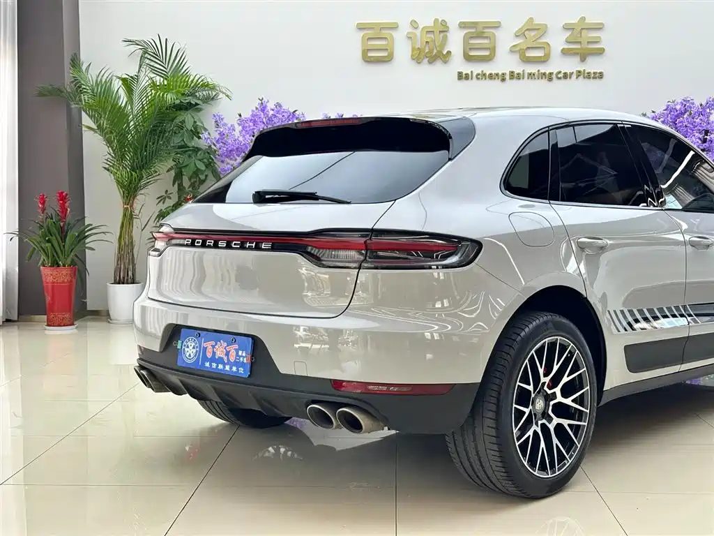 Porsche Macan 2019 — фото 8