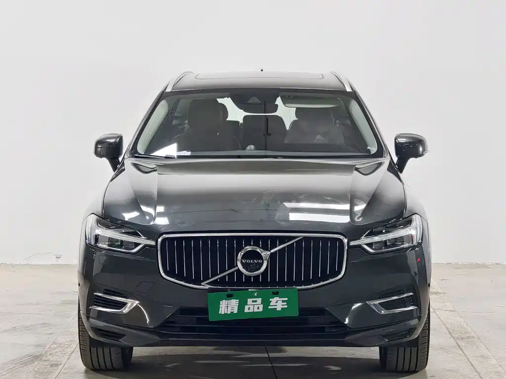 Volvo XC60 Plug-In Hybrid 2020 — фото 2