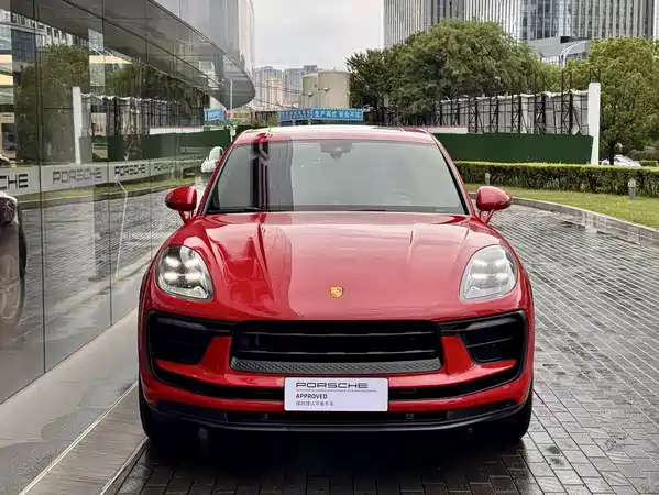 Porsche Macan 2024