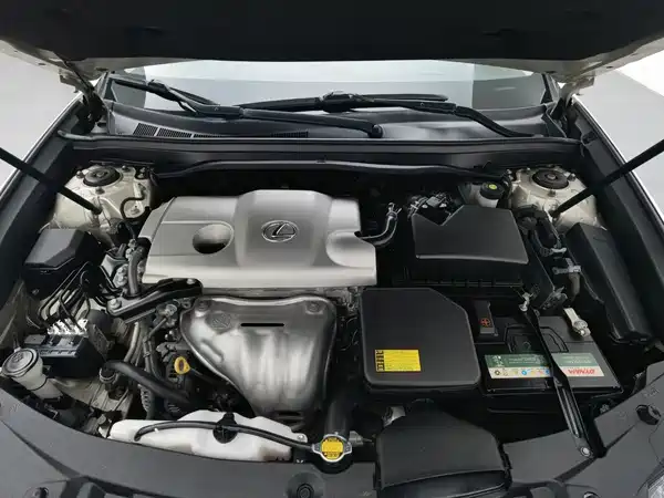 Lexus ES 2015