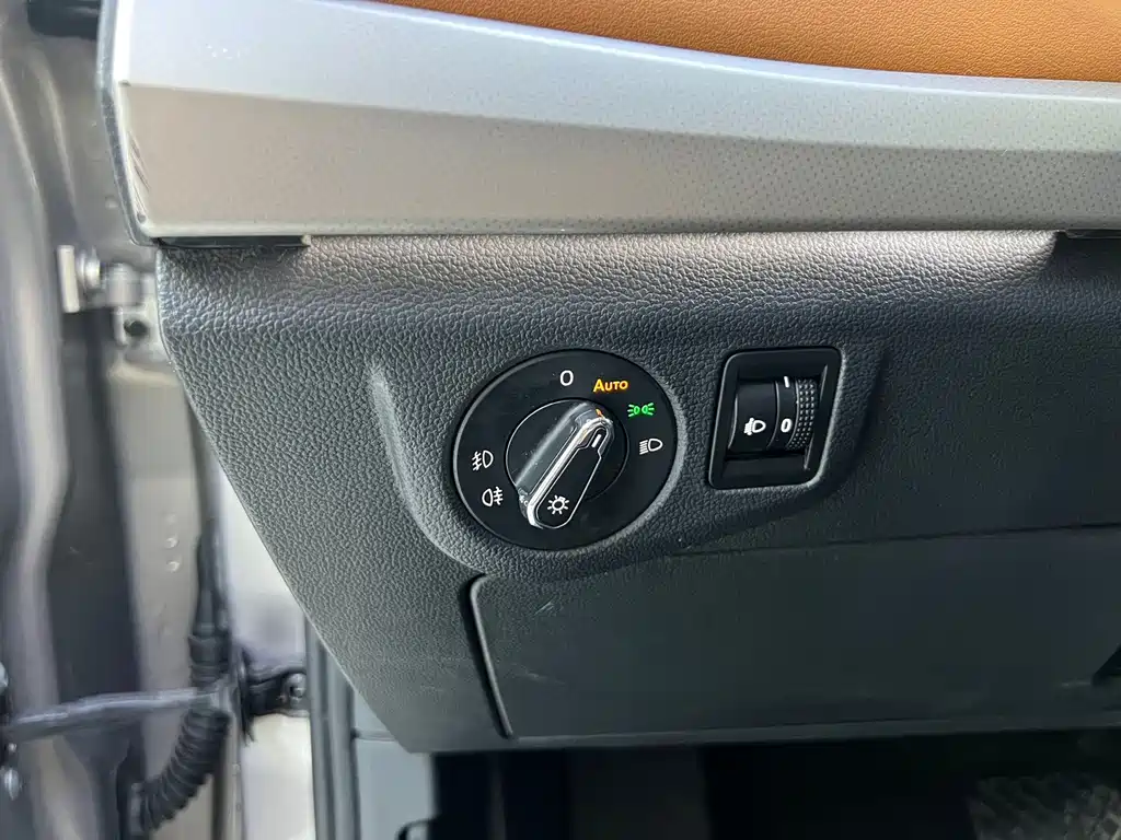 Volkswagen Bora 2023