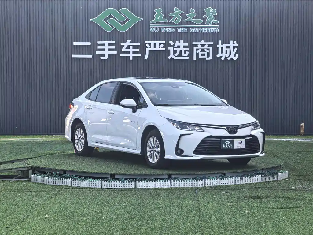 Toyota Corolla 2020 — фото 3