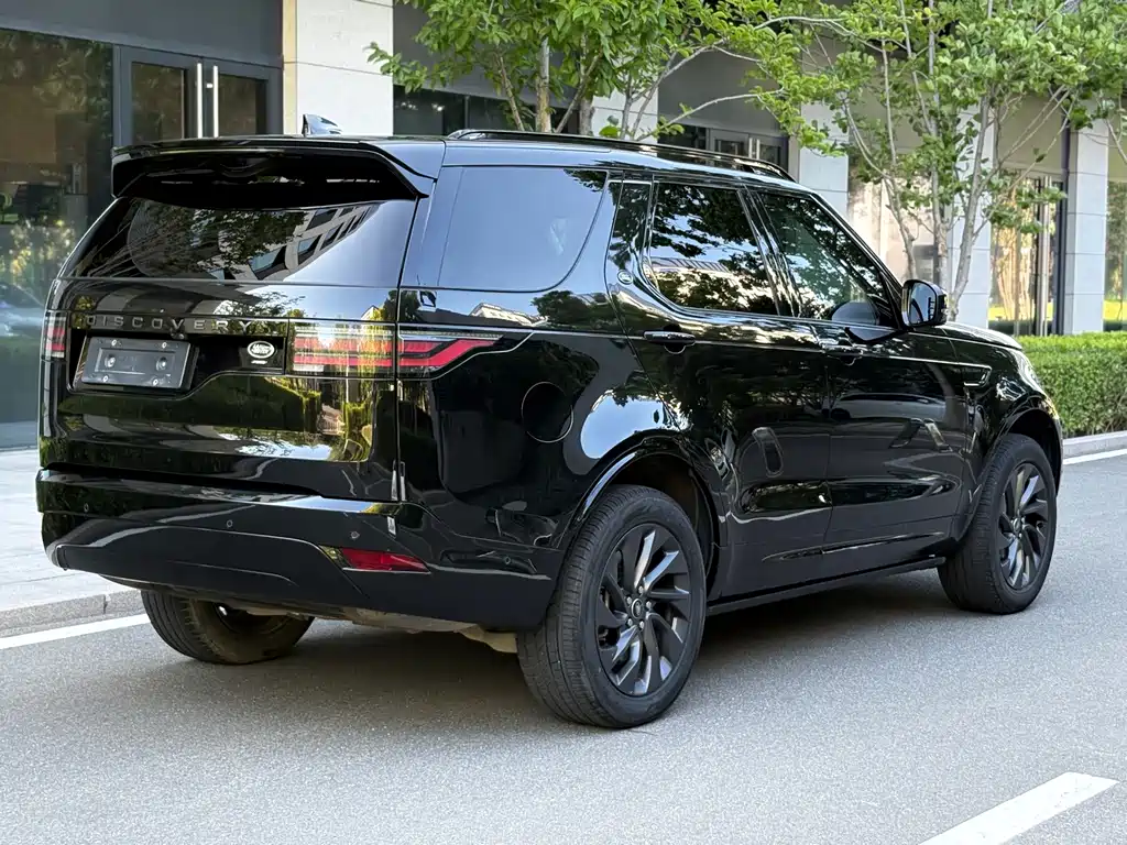 Land Rover Discovery 2023 — фото 3