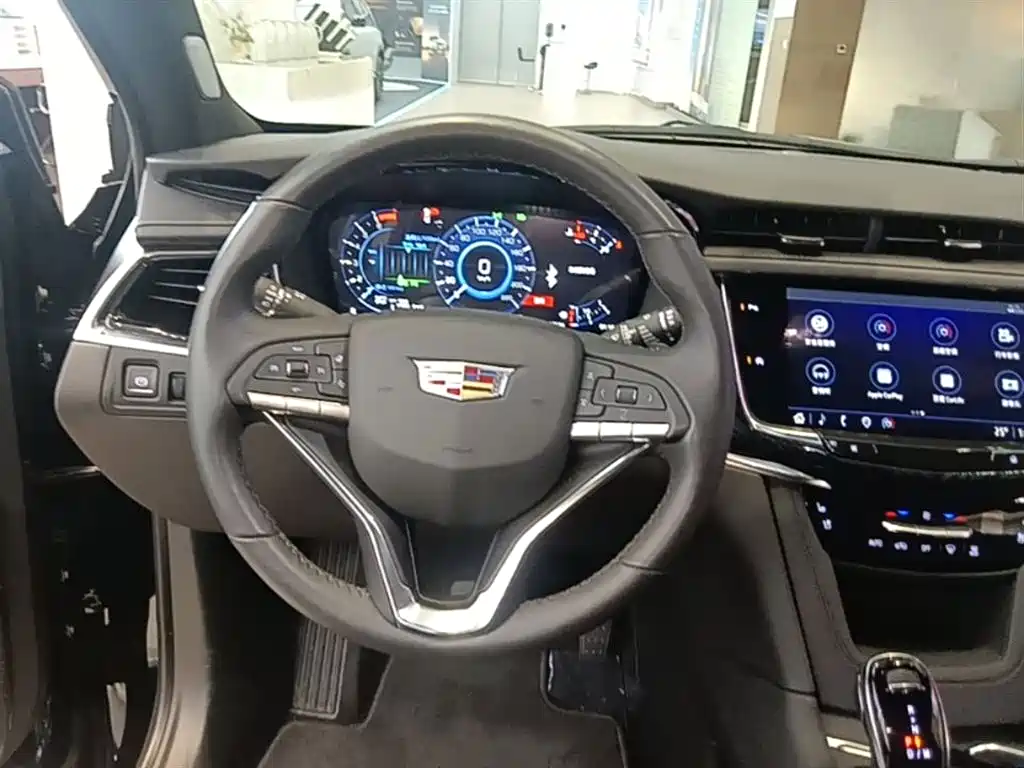 Cadillac XT6 2026 — фото 11