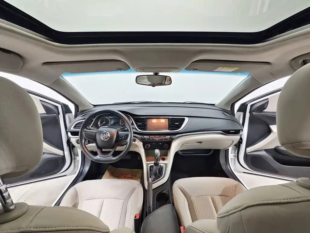 Buick Excelle 2015 — фото 10