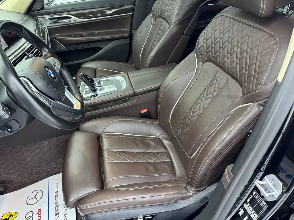 BMW 7 Series 2022 — фото 10