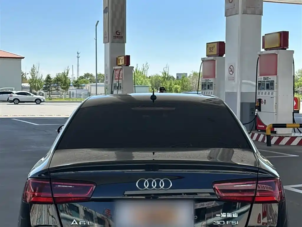 Audi A6L 2016 — фото 12