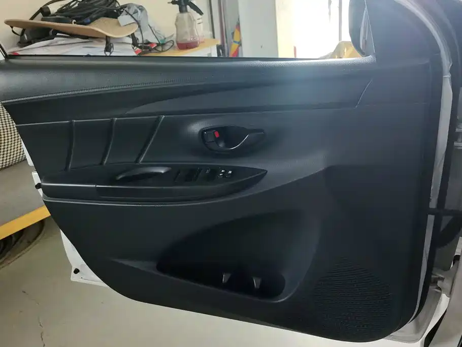 Toyota Yaris L 2016